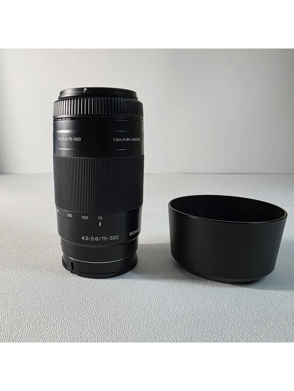 Sony SAL75300 75-300mm f/4.5-5.6 A-Mount Telephoto Zoom G Auto & Manual Lens